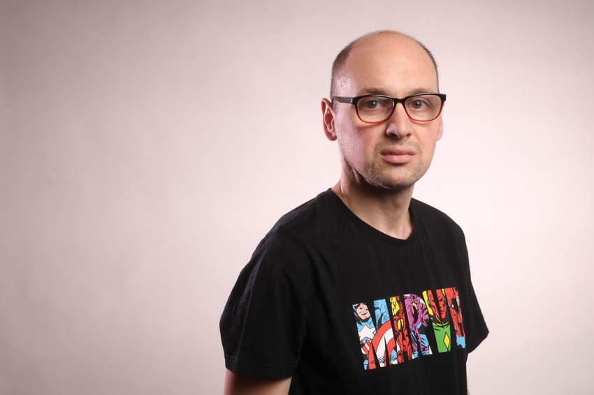 U planu je pisanje novog romana, koji bi trebalo da bude objavljen do leta 2025. godine, kaže mladi pisac