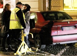 Kilkaset złotych mandatu! Polska aktorka zajęła miejsce dla inwalidy