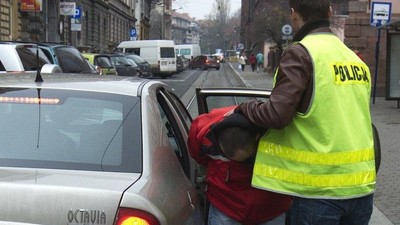 Policja zatrzymanie sprawcy