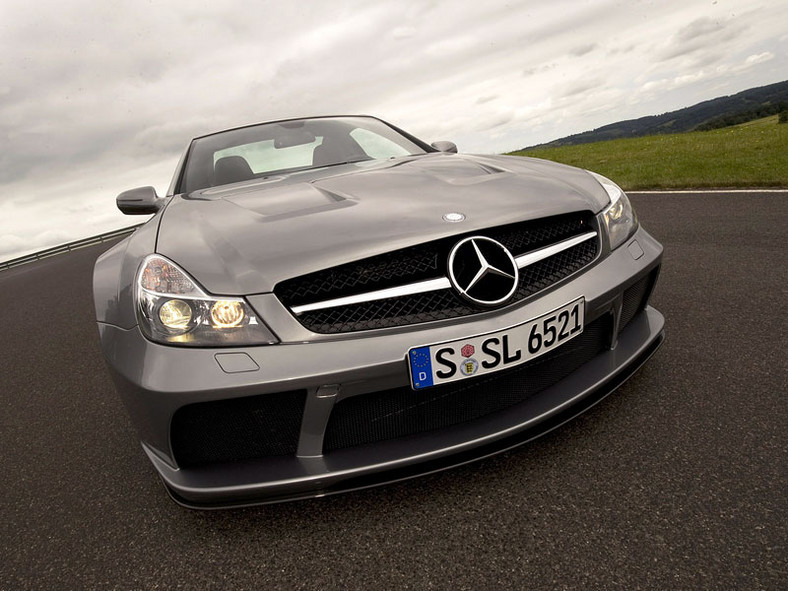 Mercedes: SL 65 AMG Black Series – luksusowe coupé (wideo)