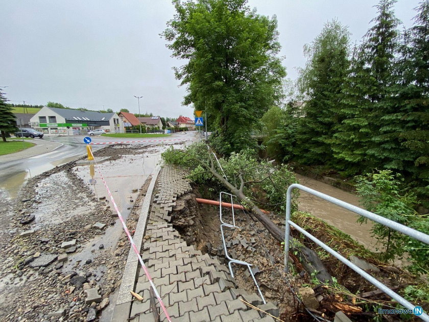 Duża skala zniszczeń na południu kraju. Strażacy interweniowali prawie 400 razy