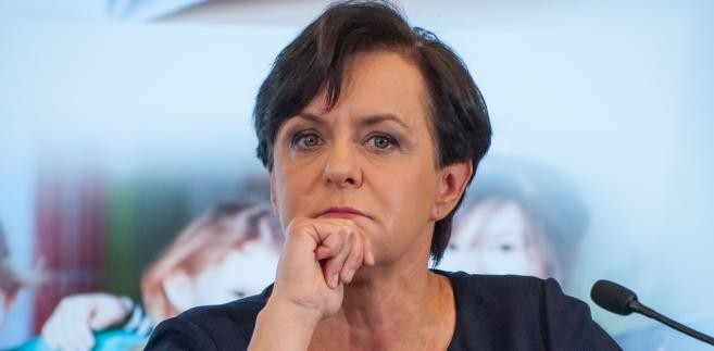 Rządowe arguementy za wprowadzeniem darmowego podręcznika