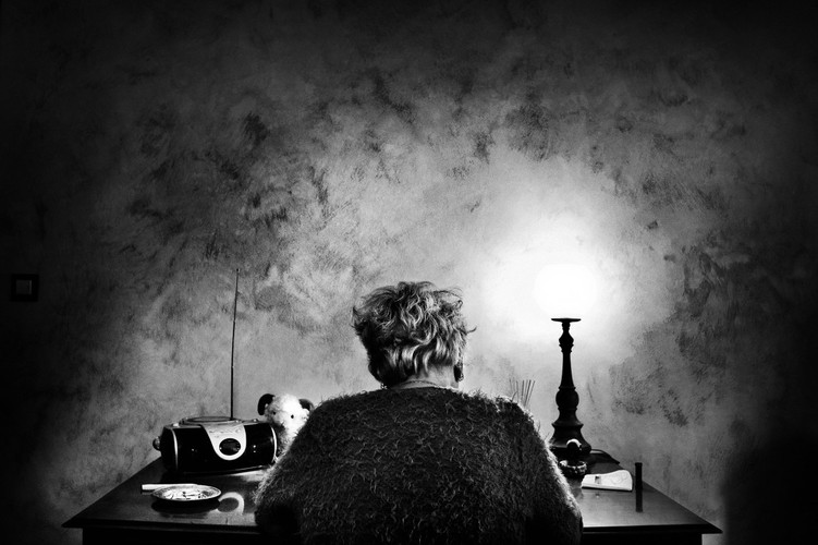 1. nagroda w kategorii Daily Life reportaż - fotografie Fausto Podaviniego zrobione we Włoszech