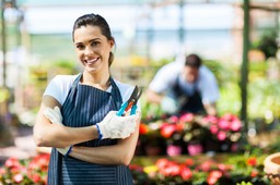 Rząd zwleka z uregulowaniem pracy sezonowej. A Bruksela ponagla