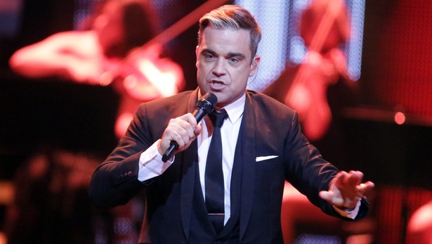 Robbie Williams złamał rękę fance