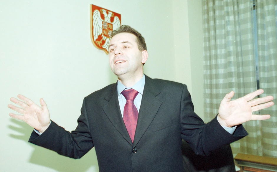 Ubeđivala ljude da je prijateljica Rasima Ljajića