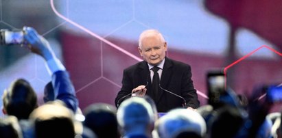 800 plus, bezpłatne leki i darmowe autostrady. Kaczyński obiecuje