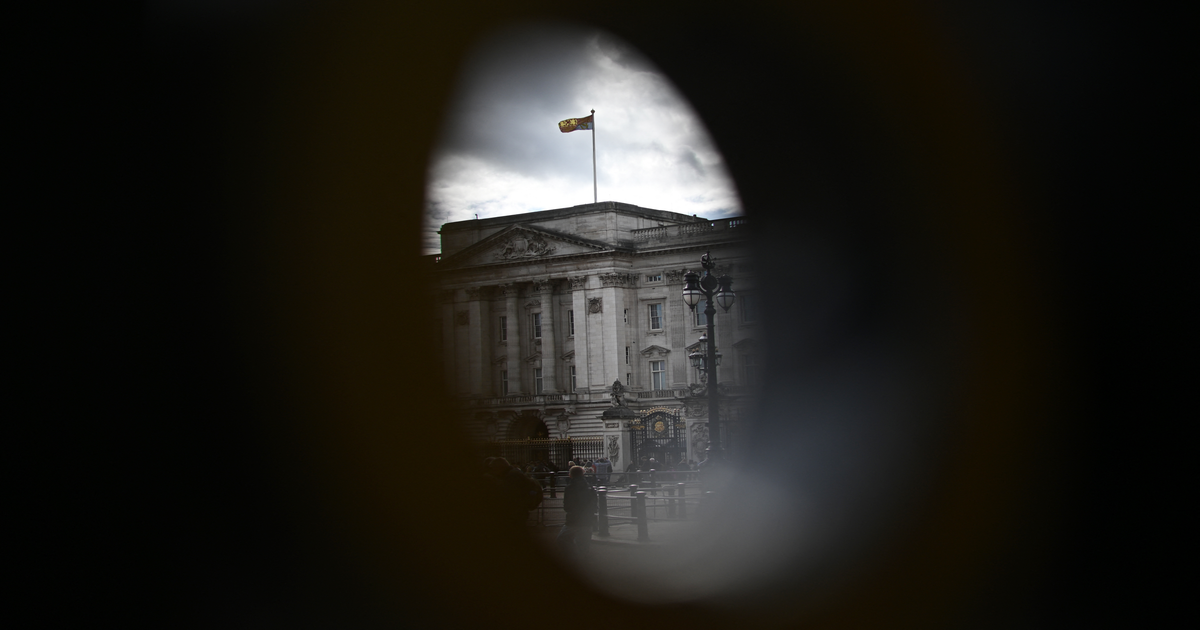 Andrew-invited-Epstein-to-Buckingham-Palace-two-years-after-sex-crime-conviction