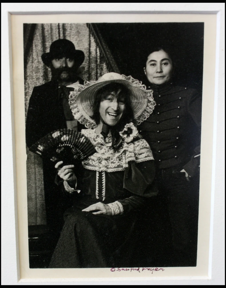 Gospođa Lenon i gospodin Ono