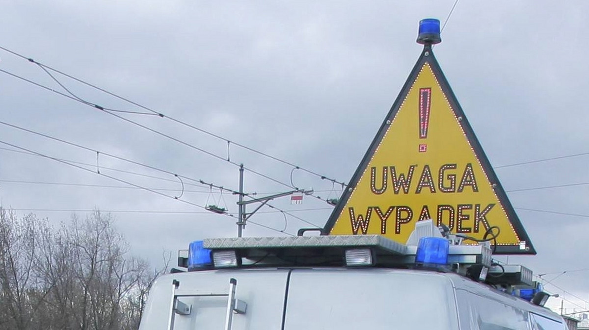Kolizja policyjnego radiowozu z tramwajem w Poznaniu [PULS POLSKI 7.02]