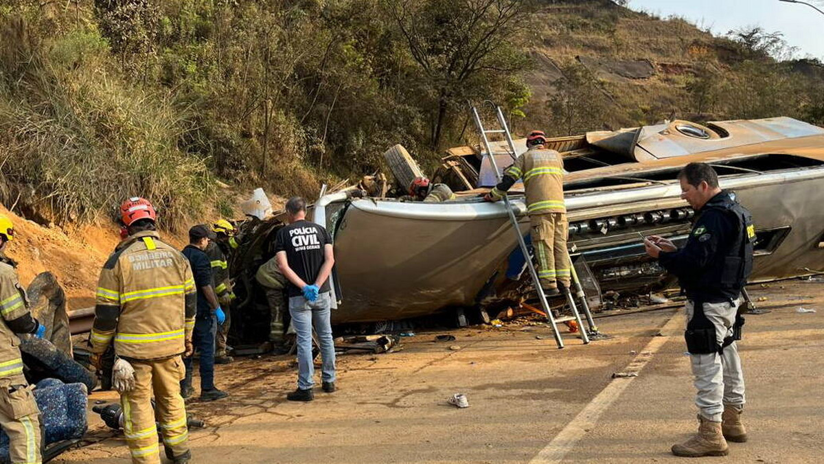 Wypadek autokaru z kibicami Corinthians. Siedem osób nie żyje