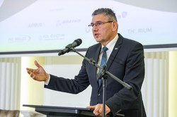 Jak długo Polska może się bronić bez sojuszników? Szef BBN ujawnia szokujące dane