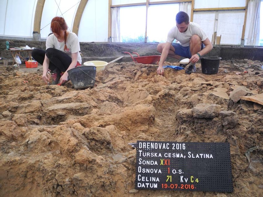 Nepolitski megapolis kod Paraćina