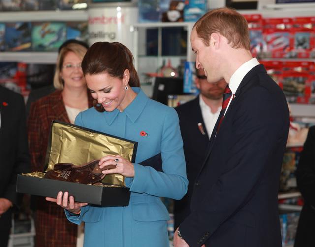Kate Middleton ajándék