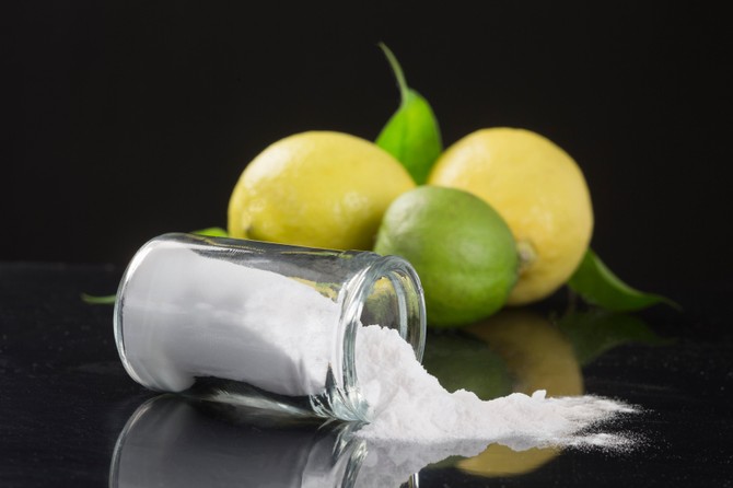 Soda bikarbona je bezbedna, jeftina i jednostavna za čišćenje svega u kući