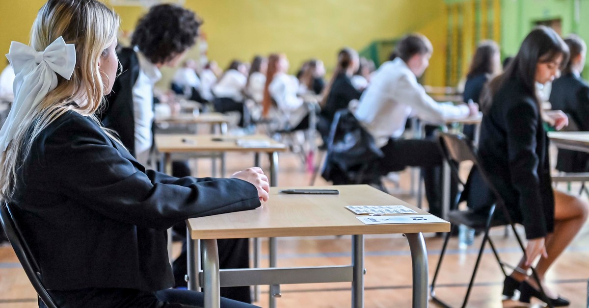 Matura 2025: wyraźna przewaga licealistów nad technikami w kluczowych egzaminach