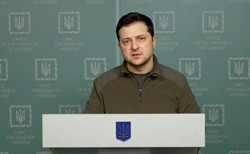 Zełenski: Ataki rakietowe na Charków to państwowy terroryzm