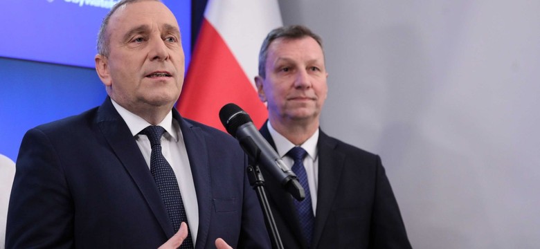 Schetyna rezygnuje z walki o fotel szefa PO i wskazuje następcę