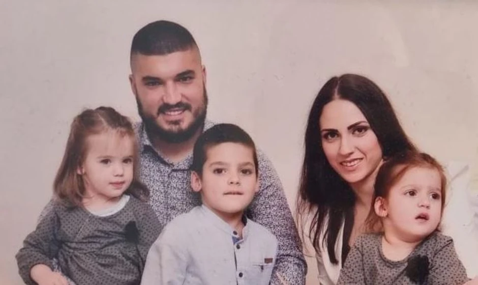 Porodica Krnić sa sinom i ćerkama