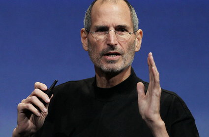 Unikalny podpis Steve'a Jobsa wystawiony na aukcję. Zawrotna suma