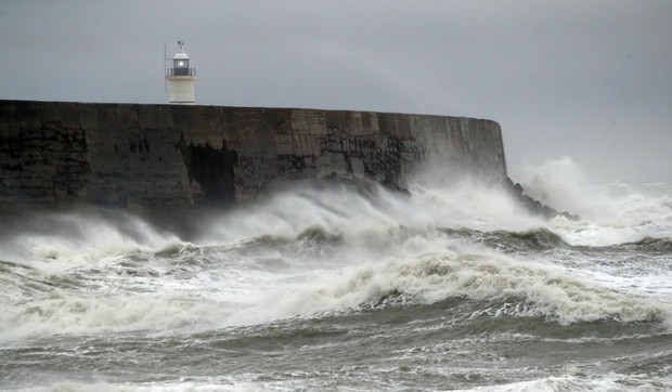 Angus, Vetrovi, Oluja, Velika Britanija
