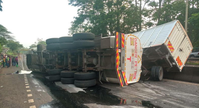 Oil Tanker crashes on Thika Road