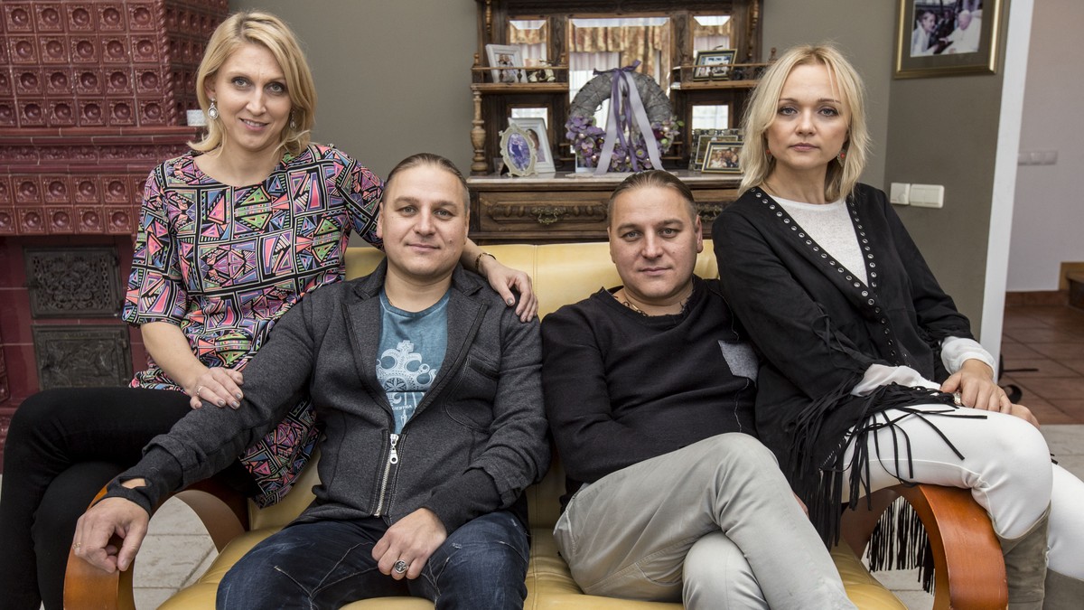Stoją u boku swoich mężów od lat. Kim są Edyta i Katarzyna Golec?
