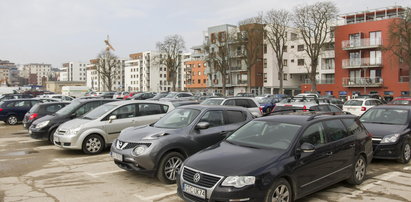 Tak się kradnie samochody! Mamy dane policji