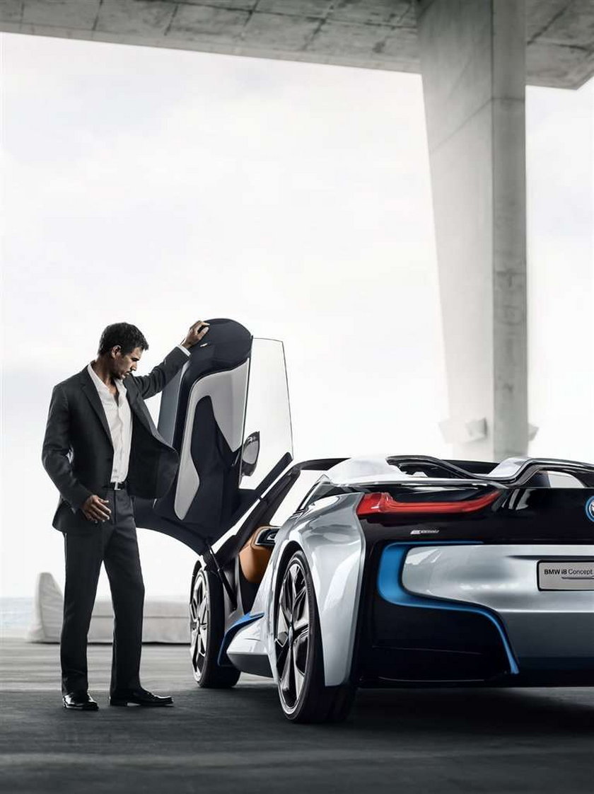 BMW i8 spyder