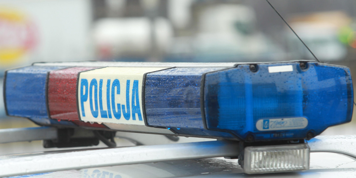 We wtorek we wsi Skopanie w województwie podkarpackim znaleziono w garażu ciało 21-latka