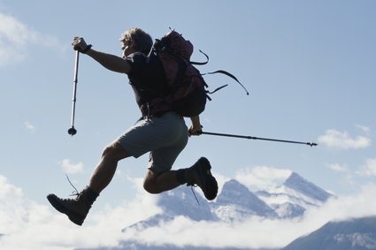 Wielozadaniowe gadżety, które wesprą cię podczas trekkingu i innych wypraw outdoorowych