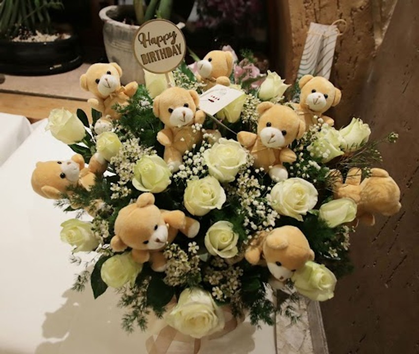 Dragana Mirković poslala Tanji Savić poklon