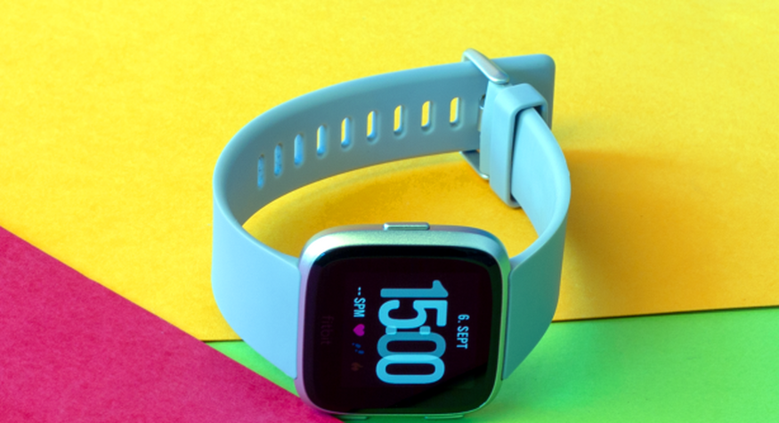 Fitbit Versa im Test: Fitness-Uhr mit Musik-Player