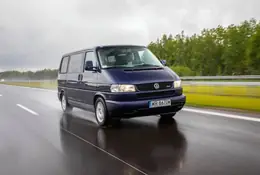 Jest jak szwajcarski scyzoryk, który nie chce się zestarzeć – oto Volkswagen T4 Multivan