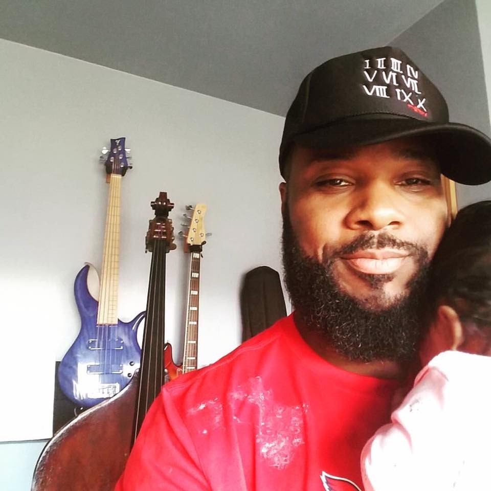 Americký herec Malcolm-Jamal Warner zomrel vo veku 54 rokov utopením.