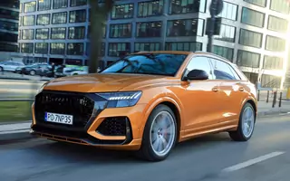 Audi RS Q8 – 600 KM potrafi poprawić humor