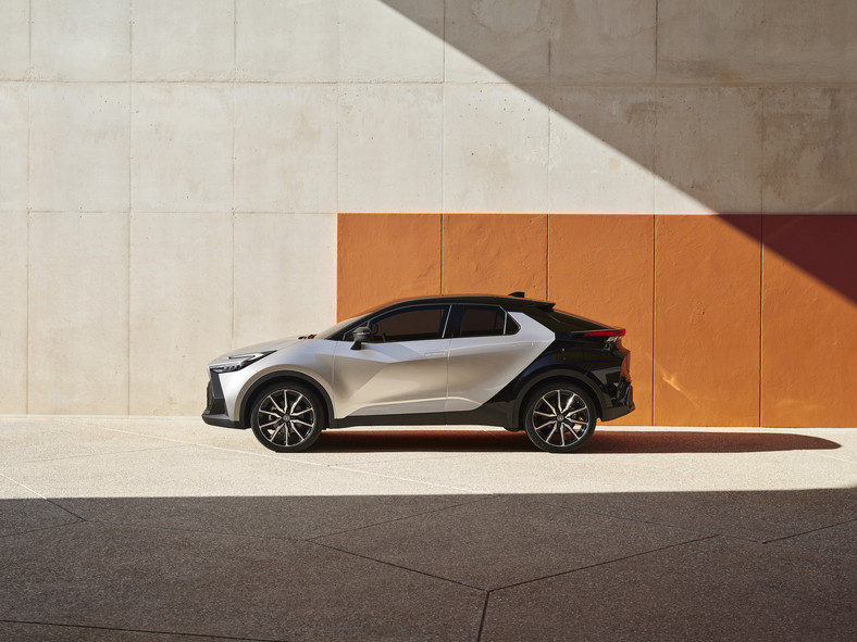 Toyota C-HR 2023