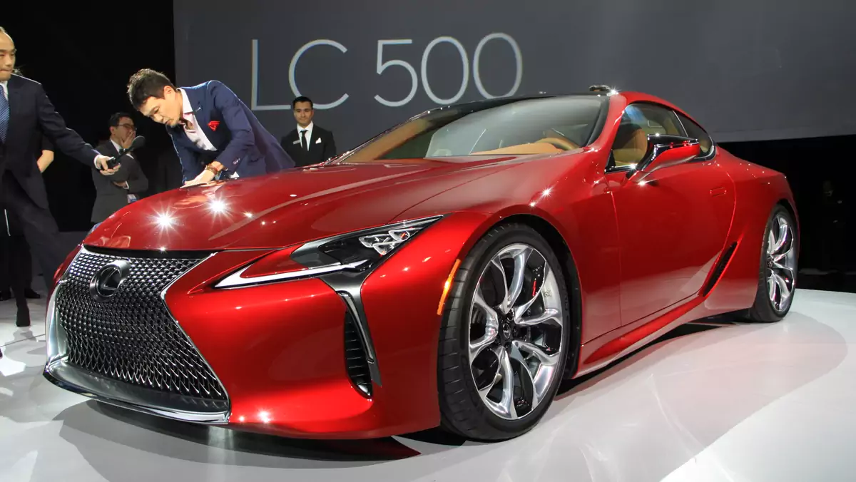 Lexus LC500 (Detroit 2016)