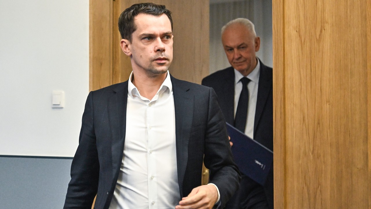 Wiceminister uderza w koalicjanta w sprawie cen masła. "Dziwi mnie bezczynność"