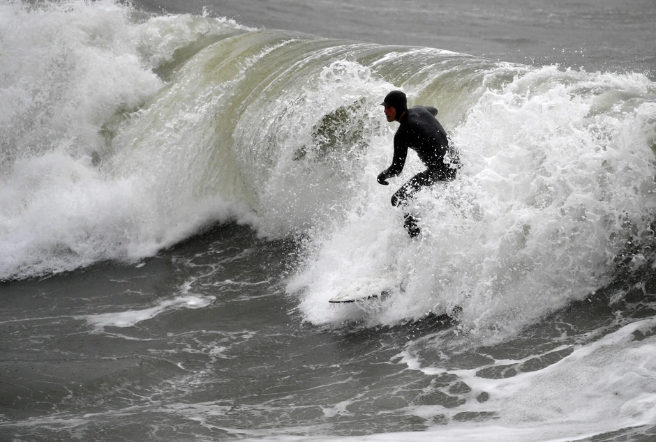 Neki su iskoristili priliku i da surfuju