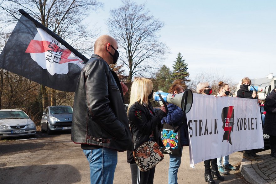 Protest Przed Komendą Miejską Policji w Jaworznie