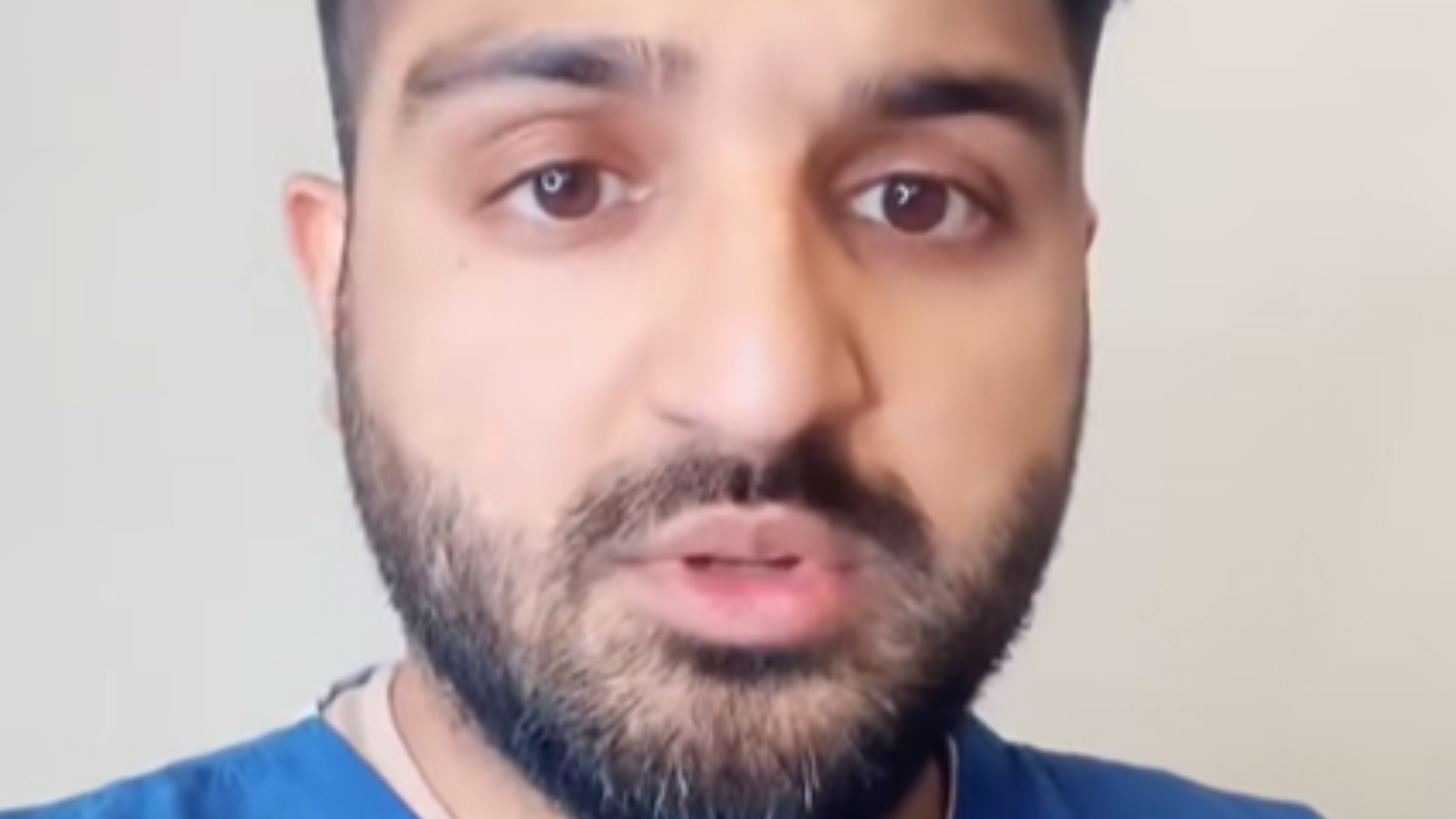 Doktor varuje pred používaním vatových tyčiniek.