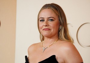 Alicia Silverstone