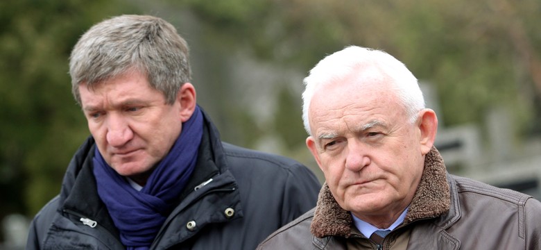 Miller atakuje Gowina: Zachowuje się jak premier