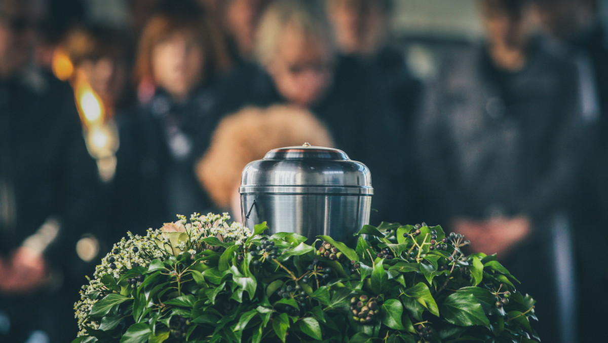 Taki pogrzeb zdarza się raz na trzy lata. W Lublinie pochowano urny z prochami osób, które poświęciły się nauce 