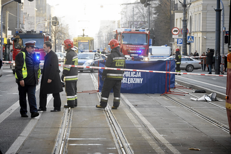 Pijany motorniczy nie zatrzymał się na przystanku i wjechał na skrzyżowanie Piotrkowskiej z Radwańską na czerwonym świetle