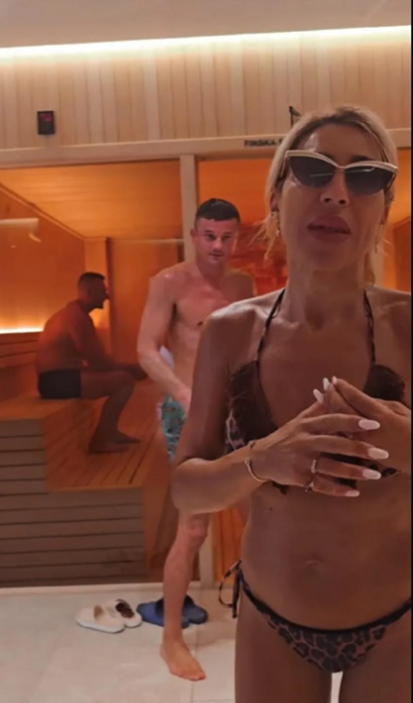 Jovana Jeremić u bikiniju 