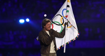 Tom Cruise przyleciał i wjechał na zakończenie olimpiady w Paryżu