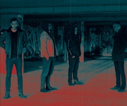 Najmniej wakacyjna płyta tego lata. RECENZJA albumu "Aviaries"