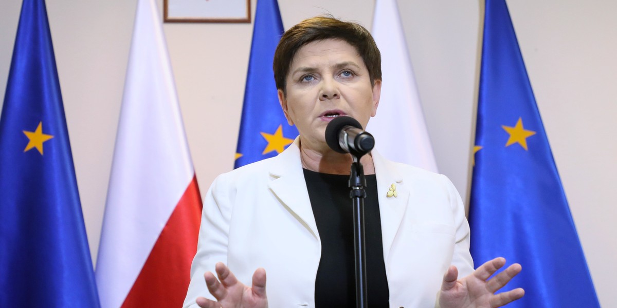 Beata Szydło mówi, że nie ma możliwości wypłat wynagrodzenia dla strajkujących nauczycieli